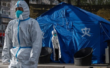 Why China Is Still Stuck in a Zero-Covid Nightmare