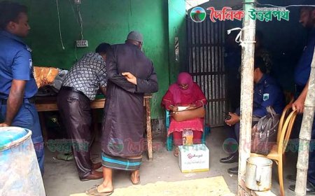 নন্দীগ্রামে অস্বাস্থ্যকর পরিবেশে খাদ্য প্রস্তুত করায় বেকারী মালিককের জরিমানা