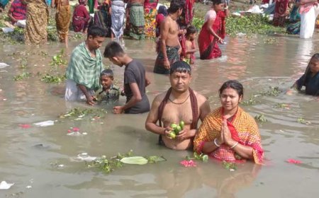 নাটোরের নলডাঙ্গায় অগনিত ভক্তদের অংশগ্রহণে গঙ্গা স্নান অনুষ্ঠিত
