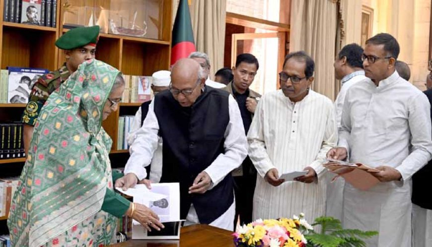 গণভবনে তলব করে রাজশাহীর নেতাদের যে বার্তা দিলেন দলীয় প্রধান শেখ হাসিনা 