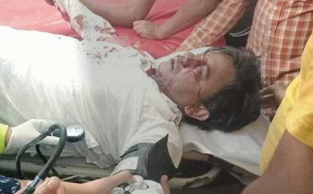 নাটোরে সড়ক দুর্ঘটনায় সিংড়া পৌর মেয়র গুরুতর আহত, রামেকে ভর্তি