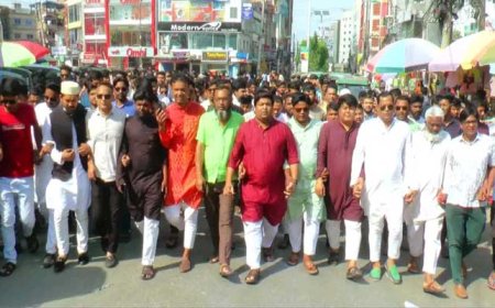 রাজশাহী আ’লীগের শান্তি সমাবেশে রকি কুমার ঘোষের যোগদান