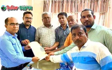 রাসিকের ২১ নং ওয়ার্ডের কাউন্সিলর প্রার্থী গোলাম ফারুকের মনোনয়নপত্র দাখিল