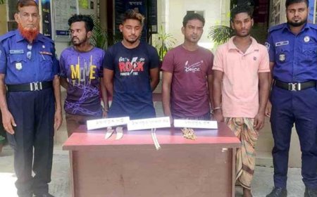 নন্দীগ্রামে ডাকাতির প্রস্তুতিকালে গ্রেপ্তার  ৪