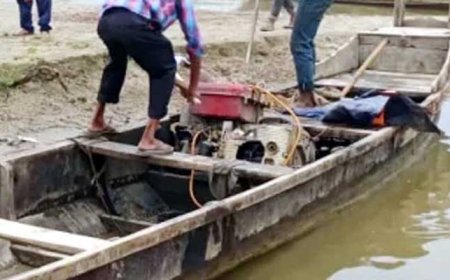 নৌকার শ্যালো ইঞ্জিনে ওড়না পেঁচিয়ে স্কুল ছাত্রীর মৃত্যু