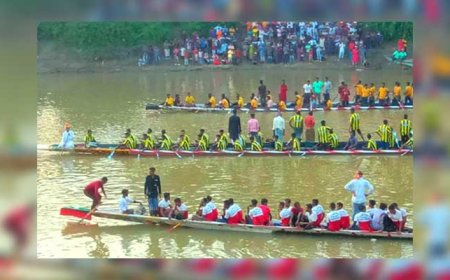 মনু নদীতে ঐতিহ্যবাহী নৌকা বাইচ অনুষ্ঠিত