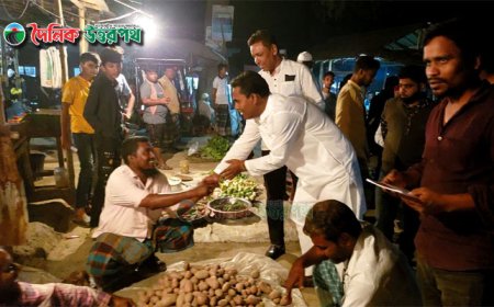 "আপনারা প্রধানমন্ত্রী শেখ হাসিনার জন্য দোয়া করবেন" -মালেক শেখ