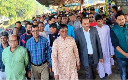 লালপুরে আ’লীগের হরতাল বিরোধী বিক্ষোভ মিছিল