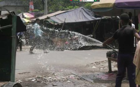 নাটোরে প্রচণ্ড তাপপ্রবাহে অতিষ্ঠ জনজীবন