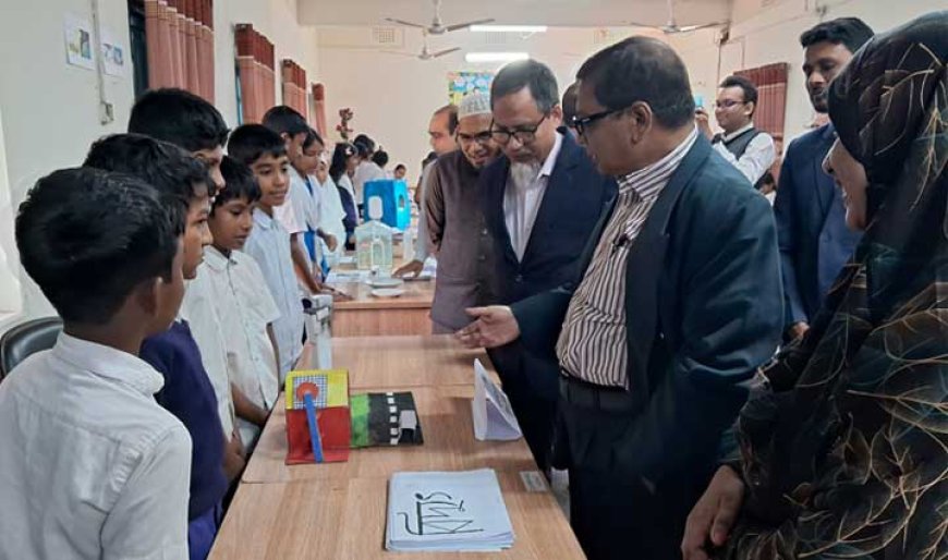 নাটোরে 'কৌতূহলী মন, নতুন উদ্ভাবন' প্রতিপাদ্যে বিজ্ঞান উৎসব অনুষ্ঠিত